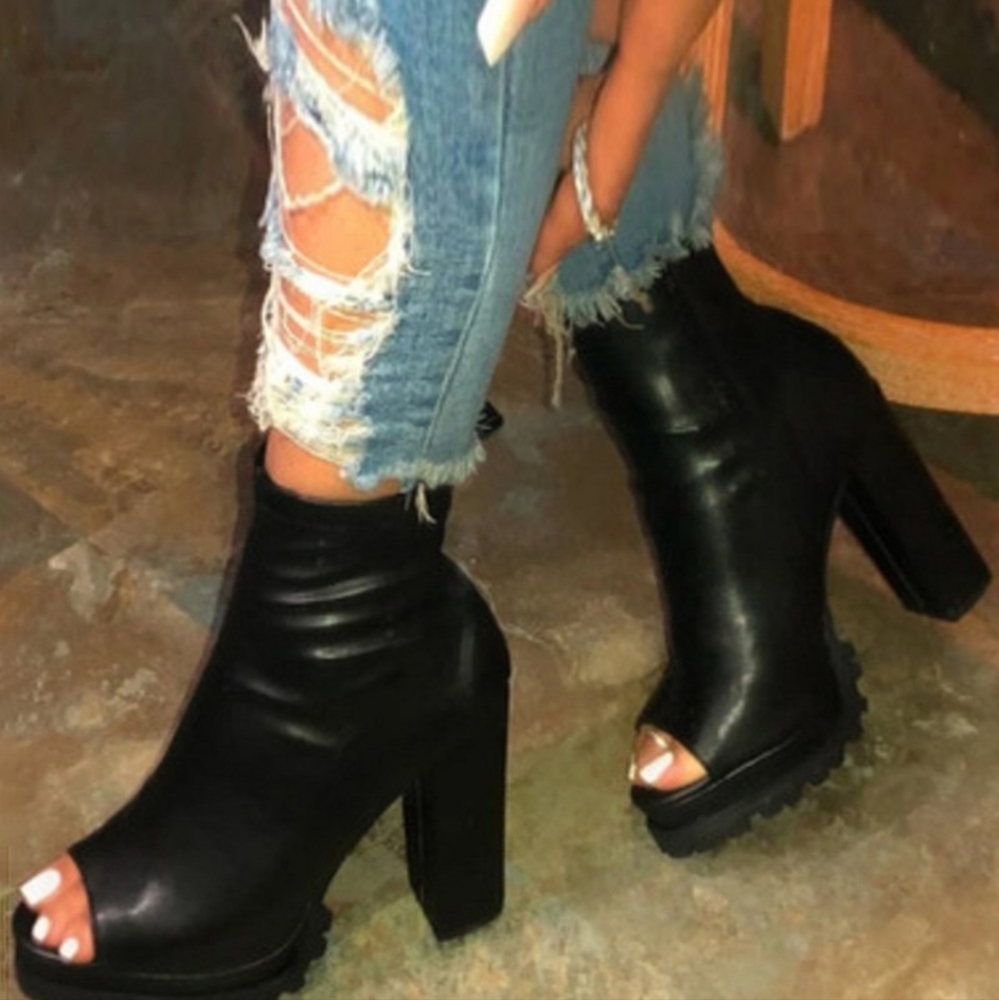 Peep toe Zipper design chunky boot Sandals, size 10
